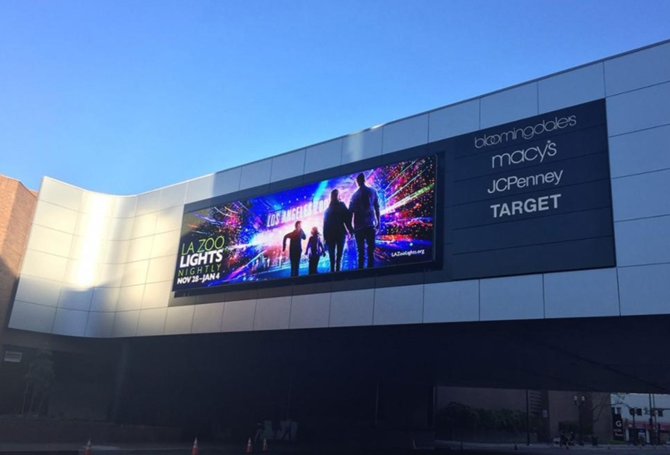 كيف يمكن تحسين العمر الافتراضي لشاشة LED الخارجية خلال فصل الصيف؟